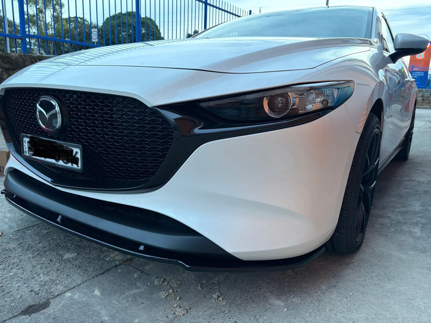 Mazda 3 2019+ front lip splitter